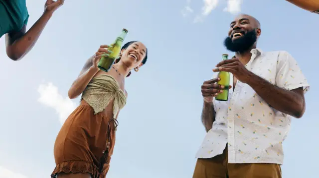 Party rockers wit beer