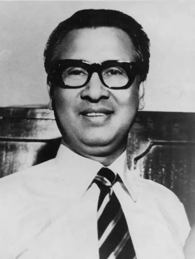 1975 میں شیخ مجیب الرحمان کے اہل خانہ سمیت قتل ہونے کے بعد تاج الدین کو جیل بھیج دیا گیا۔
