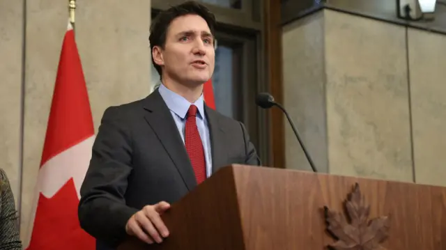 جاستین ترودو، نخست وزیر کانادا شب گذشته در کنفرانسی خبری از اقدامات تلافی جویانه کشورش علیه آمریکا خبر داد