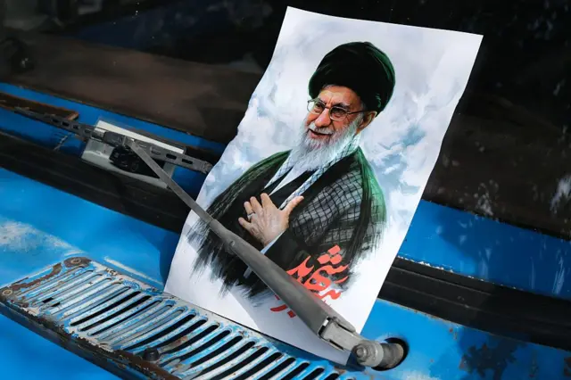 د ایران پخوانی مذهبي مشر