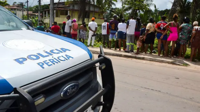 carro da polícia científica da Bahia