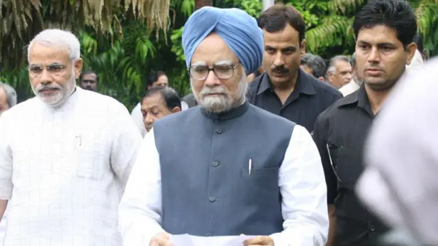 मनमोहन सिंह और पीएम मोदी