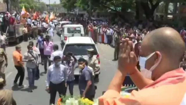 யோகி ஆதித்யநாத்