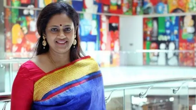 லட்சுமி ராமகிருஷ்ணன்