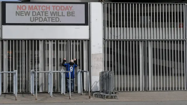 多国取消足球比赛、商务展览等活动，尝试控制疫情蔓延。