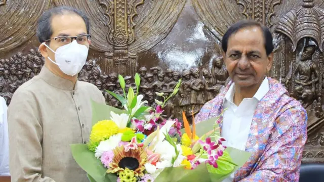 उद्धव ठाकरे