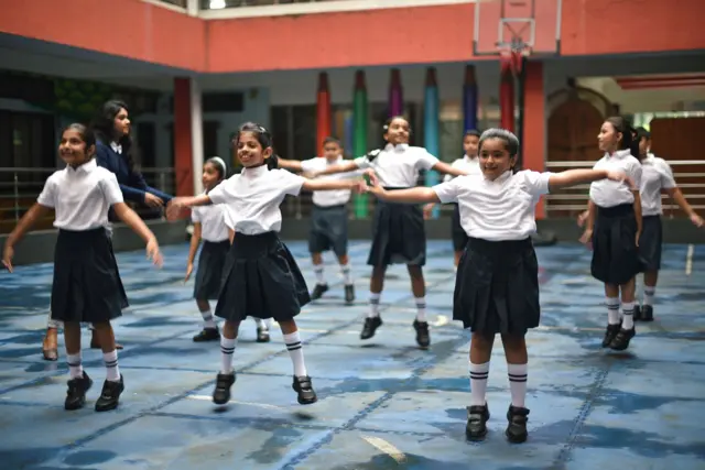 मुलांच्या शारीरिक मानसिक आरोग्यासाठी काय करायचं?