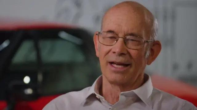 रिसर्च इंजीनियर वैली रिपल