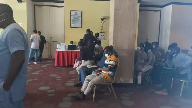 Doctors for Nigeria dey participate for recruitment exercise wit foreign kontri