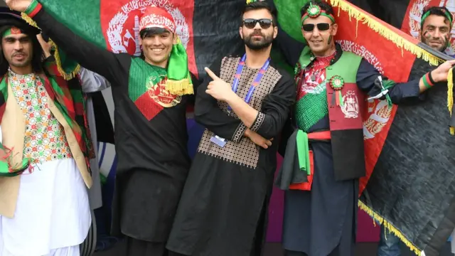 علاقمندان بازی کریکت