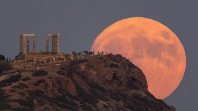 معبد پوزئیدون، یونان