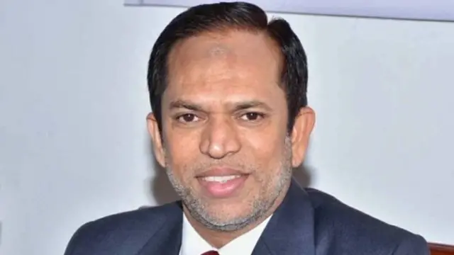 எம்.எல்.ஏ.எம். ஹிஸ்புல்லா.