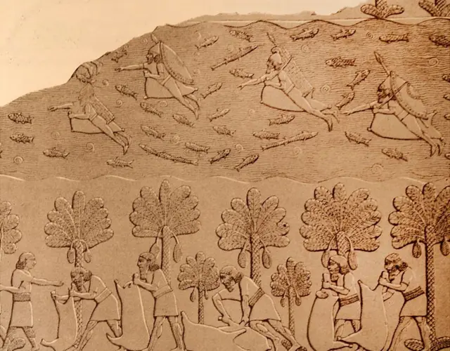 Escultura en relieve de Nínive que representa a los pescadores que nadan para pescar mientras otros hombres recogen la cosecha en el suelo.