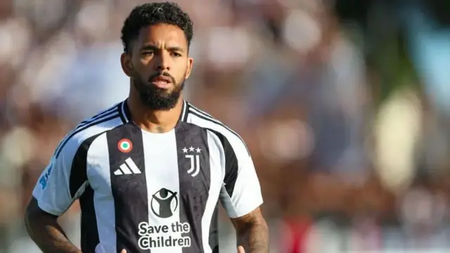 Juventus wameipa Chelsea fursa ya kumsajili Douglas Luiz