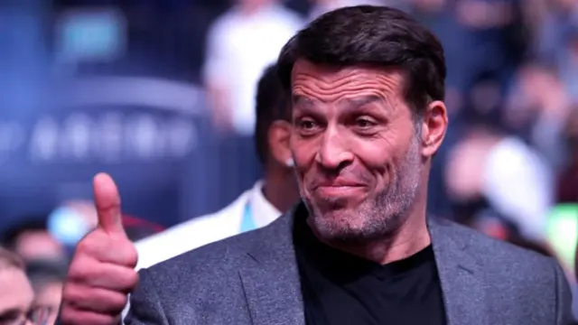 тоні роббінс