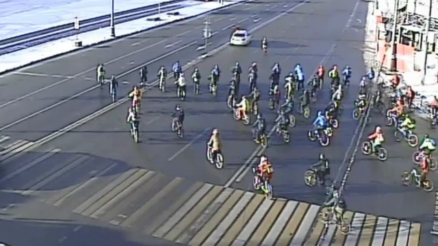 участники велопарада