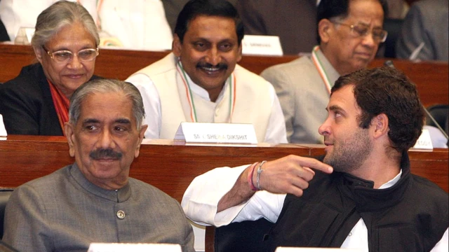 రాహుల్ గాంధీతో ఆర్‌కే ధవన్