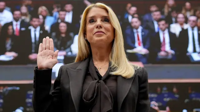 पैम बॉन्डी