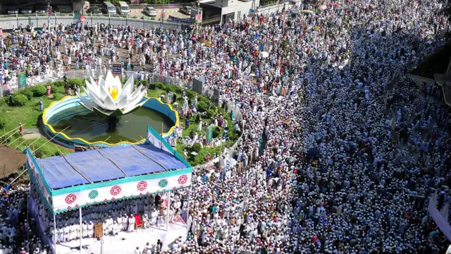 শাপলা চত্বর