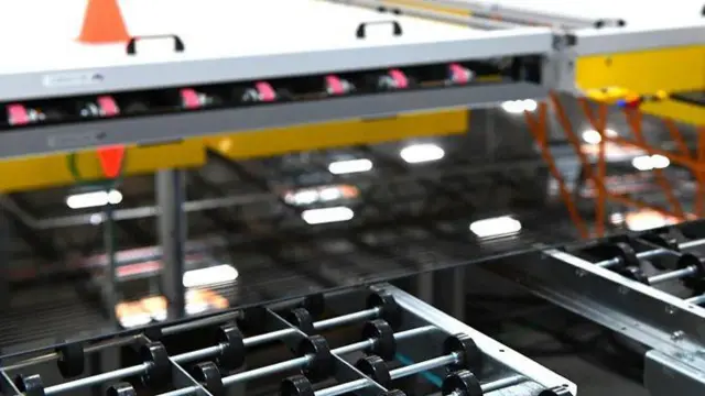 Технологія Active Glass від Caelux перетворює звичайні кремнієві панелі на тандемні, які виробляють більше електроенергії