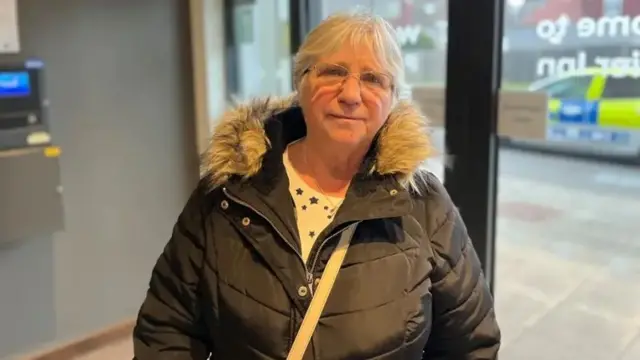 Катріні Клементс довелося евакуюватися з дому через пожежу