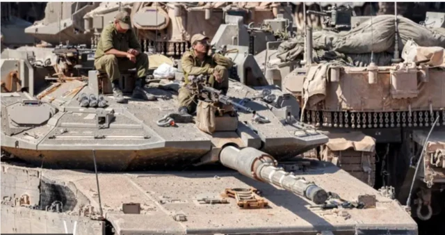 இஸ்ரேலிய ராணுவ பீரங்கிகள்