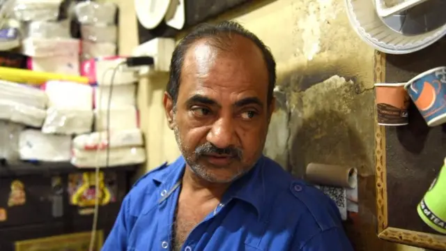 प्लास्टिक के थोक व्यापारी उमेश अग्रवाल