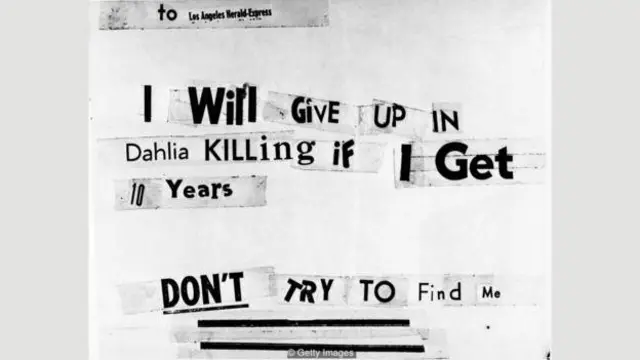 Selain banyak pengakuan palsu yang muncul dalam kasus Black Dahlia, ada juga beberapa teori konspirasi, salah satunya soal keterlibatan sutrarada Orson Welles.