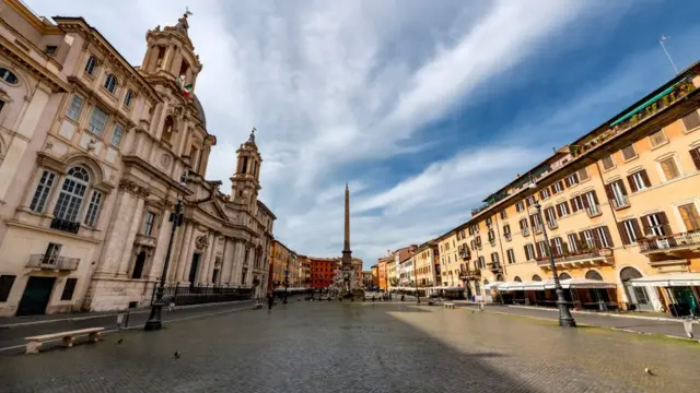 Calles de Italia vacía.