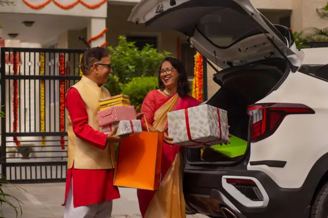 పెళ్లి వేడుకలు