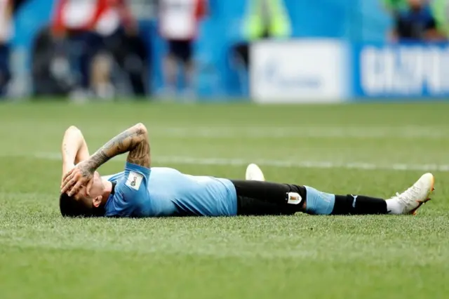 Giménez está llamado a ser el futuro capitán de la Celeste, siguiendo los pasos de defensas centrales como Montero, Lugano y Godín.