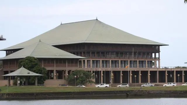 දැන් ඕනෑම අවස්ථාවක පාර්ලිමේන්තුව විසුරුවා හැර මහා මැතිවරණයක් කැඳවීමේ බලය ජනාධිපති රනිල් වික්‍රමසිංහට හිමිව ඇත