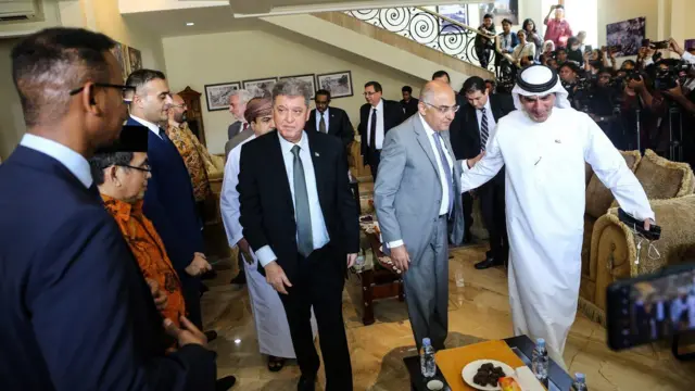 Hamas Palestina: Dukungan dan bantuan korban perang di Gaza dari