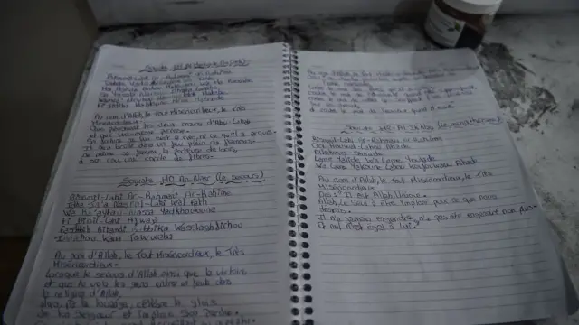 Abdülgadir Masharipov'un yakalandığı evde bulunan bir defter