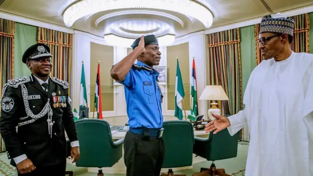 Aarẹ Buhari ati adele ọga ọlọpaa Adamu