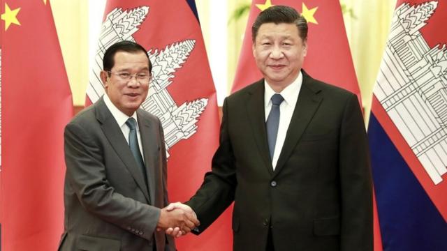 新型冠状肺炎在中国爆发之际，柬埔寨首相洪森在北京会晤中国国家主席习近平。