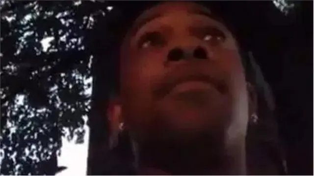 অ্যান্তোনিও পার্কিন্স ফেসবুক লাইভে তার আত্মহত্যার দৃশ্য ধারণ করেন।