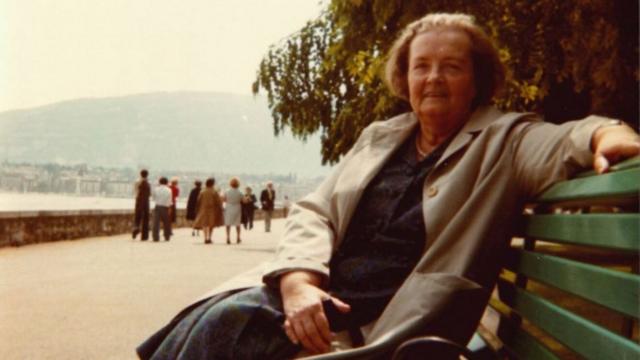 Сестра Набокова - о поездке в село, где писатель провел детство - BBC ...