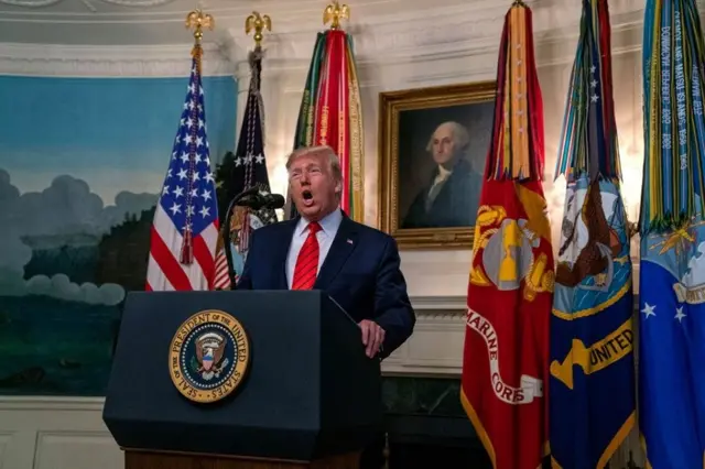 Tổng thống Mỹ Donald Trump tuyên bố tối 27/10 rằng kẻ cầm đầu ISIS Abu Bakr al-Baghdadi đã chết