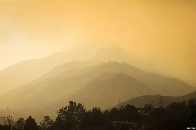 कै​लिफ़ोर्निया, अमेरिका, आग