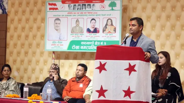 काठमाण्डू क्षेत्र नम्बर ५ का नेपाली कांग्रेसका उम्मेदवार प्रदीप पौडेल चुनावी कार्यक्रममा