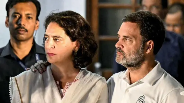 రాహుల్ గాంధీ, ప్రియాంక 