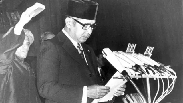 Orde Baru, Soeharto, MPRS