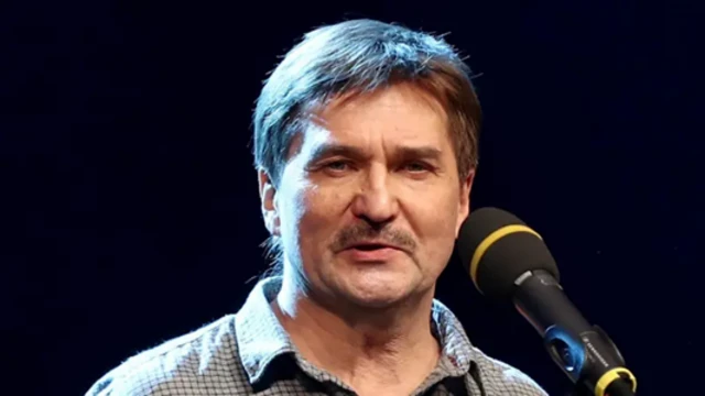 Юрий Бутусов