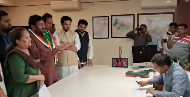 બીબીસી ગુજરાતી અમદાવાદ વોટર લિસ્ટ મતદાર એસઆઈઆર મુસ્લિમ ચૂંટણીપંચ