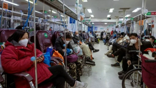 Шанхай ооруканасынын тез жардам бөлмөсү. 15-январь, 2023-жыл