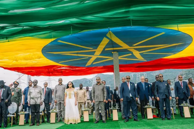 በታላቁ ሕዳሴ ግድብ ምርቃት ላይ የተገኙ የተለያዩ አገር መሪዎች