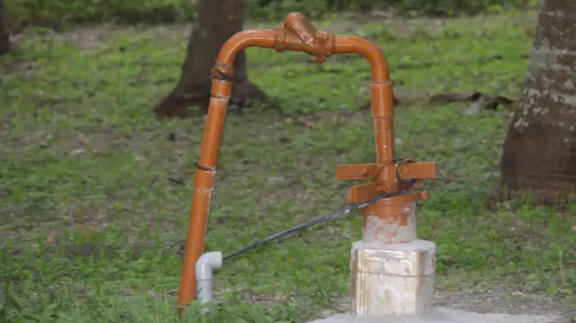 బోర్ వాటర్ 