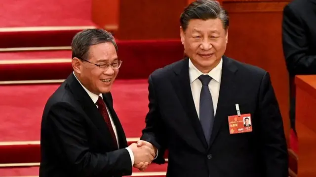 साङ्घाइका पूर्व कम्युनिष्ट पार्टी नेता ली चियाङ अब चीनका प्रधानमन्त्री बनेका छन्