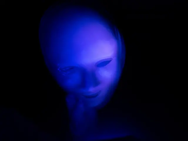 કીની, વેબકેમ મોડેલ, બીબીસી, ગુજરાતી, સેક્સકૅમ ઉદ્યોગ, વેબકૅમ મૉડલ, સેક્સકૅમ મૉડલ, જાતીય કૃત્ય, કોલંબિયા, ગુજરાતના સમાચાર